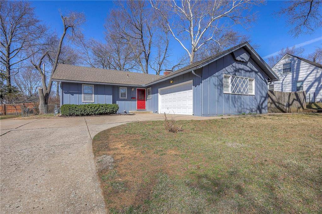 Overland Park, KS 66212,8322 Broadmoor ST