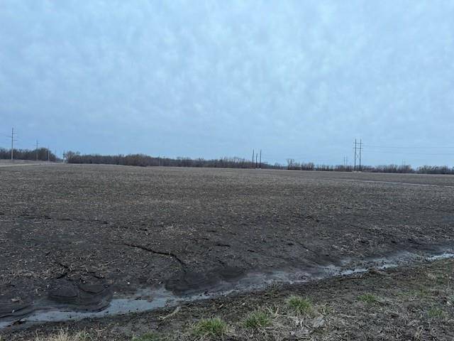 Mccune, KS 67357,22000 RD