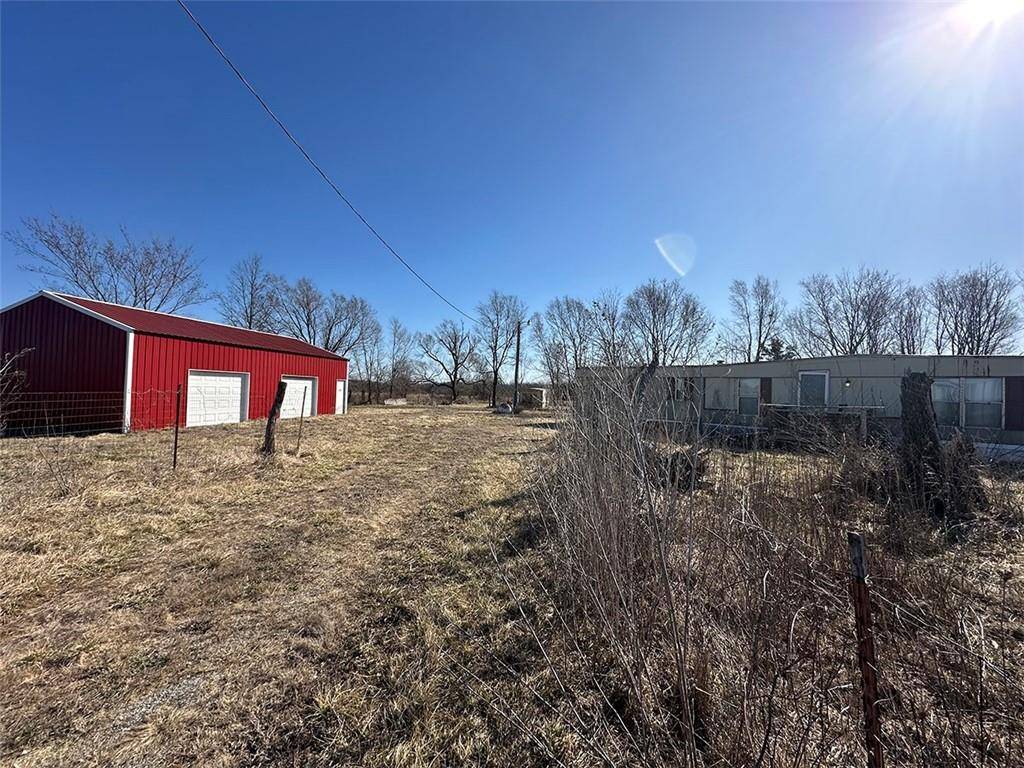 Adrian, MO 64720,14083 State Route FF RD