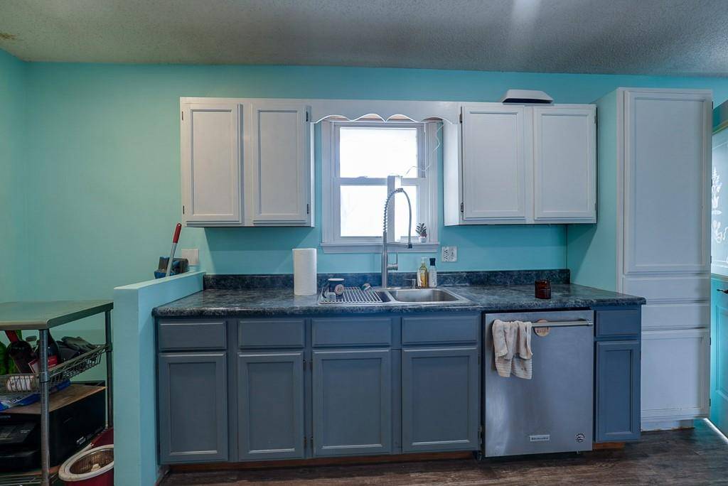 Blue Springs, MO 64014,1208 S Ward Pkwy
