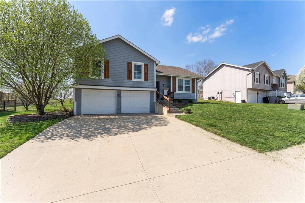 Platte City, MO 64079,13740 Hunter DR