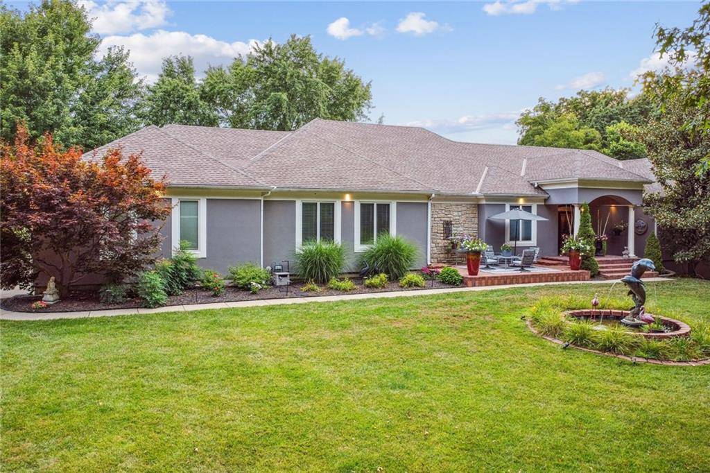 Shawnee, KS 66226,5132 Lewis DR