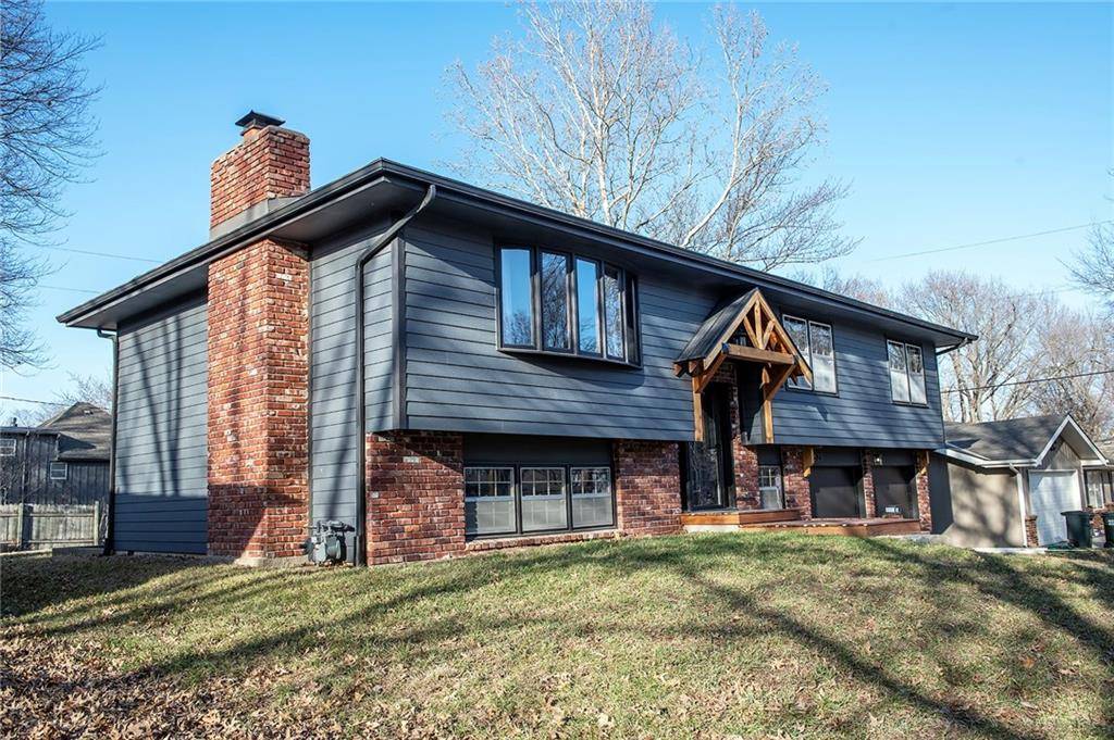 Lawrence, KS 66049,3520 Yale RD