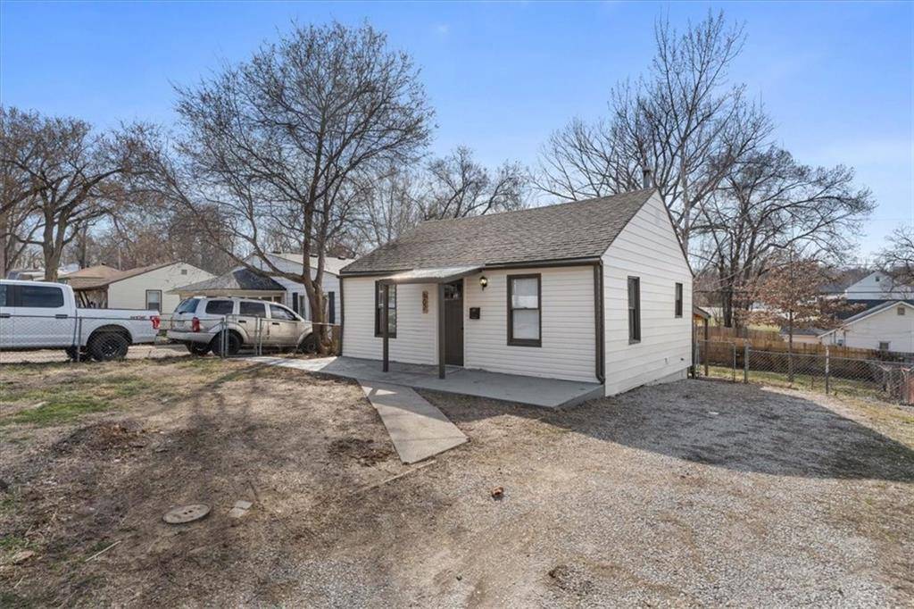 Independence, MO 64050,902 S HADEN ST
