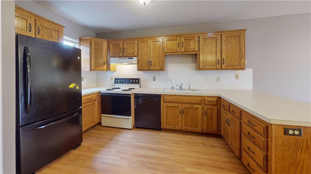 Kansas City, MO 64152,8727 NW 82nd ST