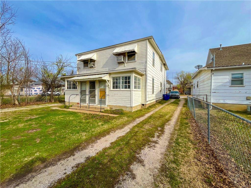 Coffeyville, KS 67337,1003 W 9th ST