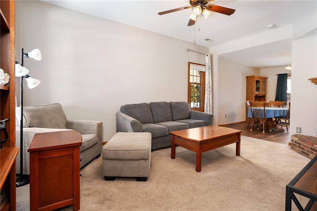 Lawrence, KS 66047,2706 Larkspur CT