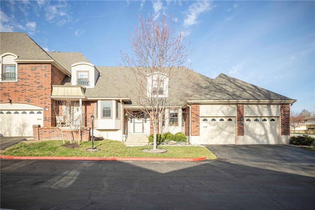 Independence, MO 64055,327 E Partridge AVE