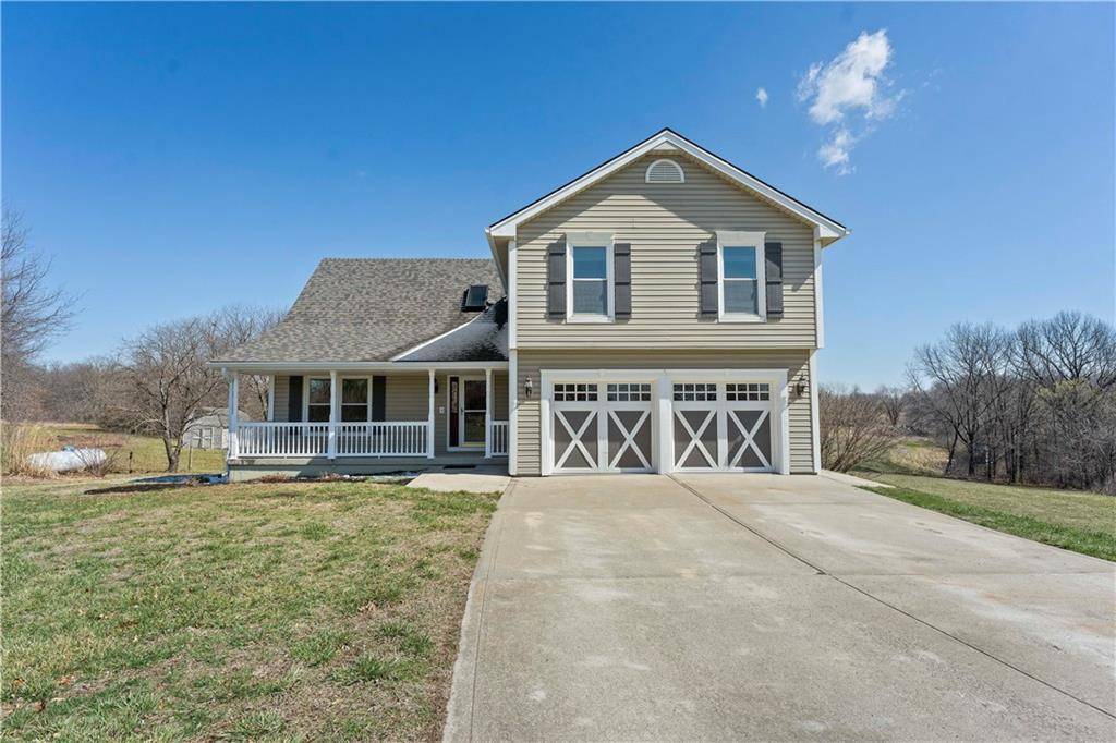 Holt, MO 64048,7171 SE Timberlake DR