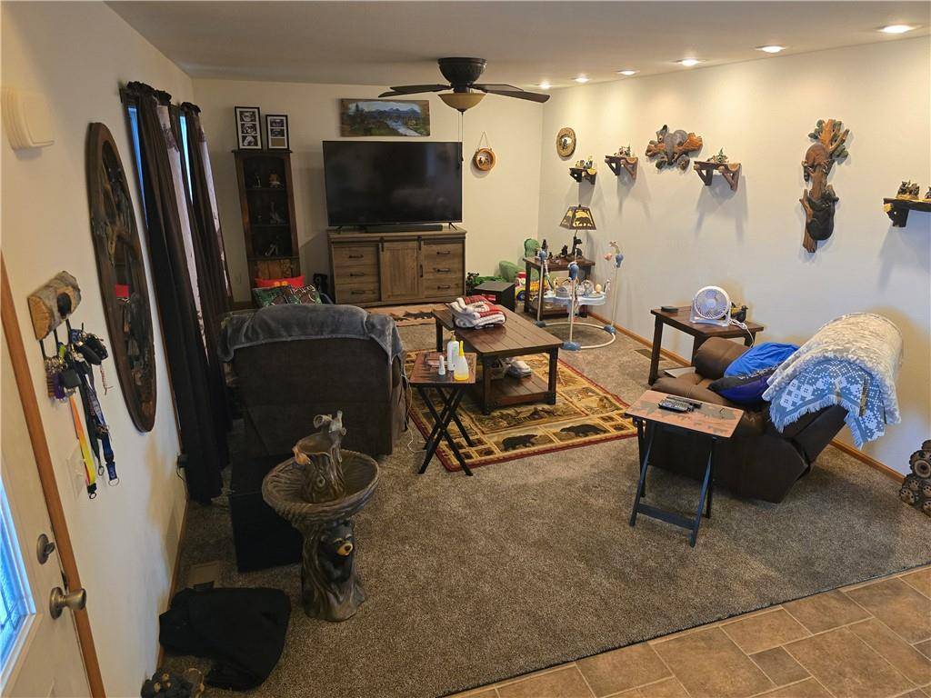 Maryville, MO 64468,27349 242nd ST