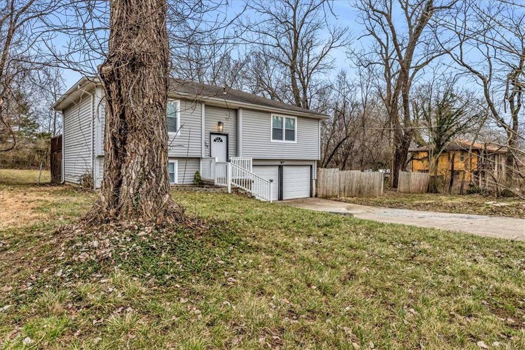 Kansas City, MO 64129,8529 E 59th ST