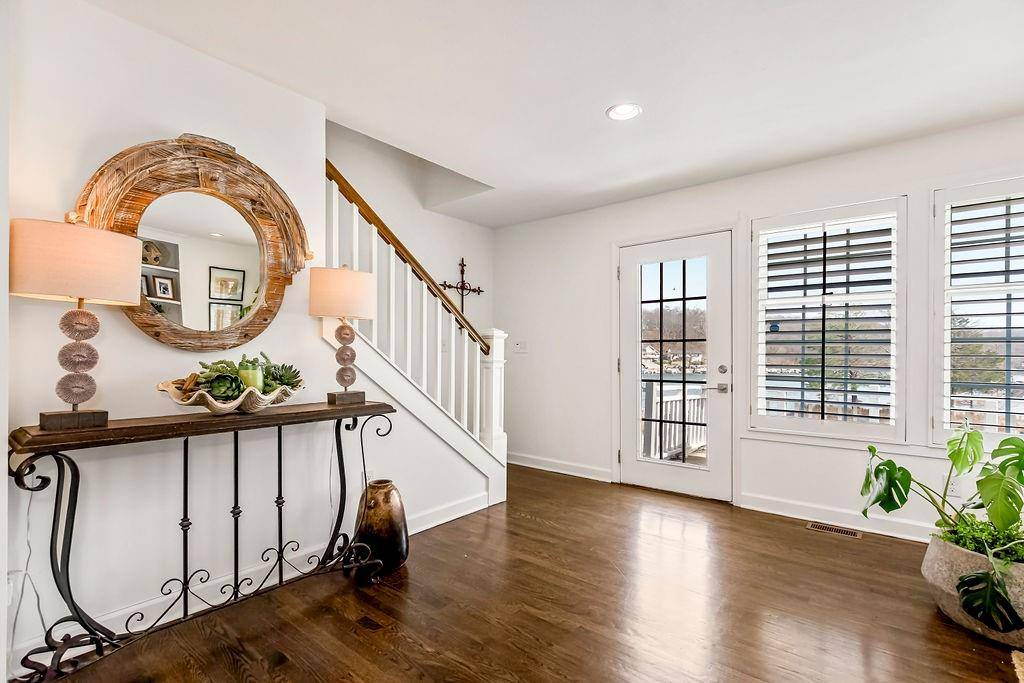 Lake Quivira, KS 66217,444 LAKESHORE WEST ST