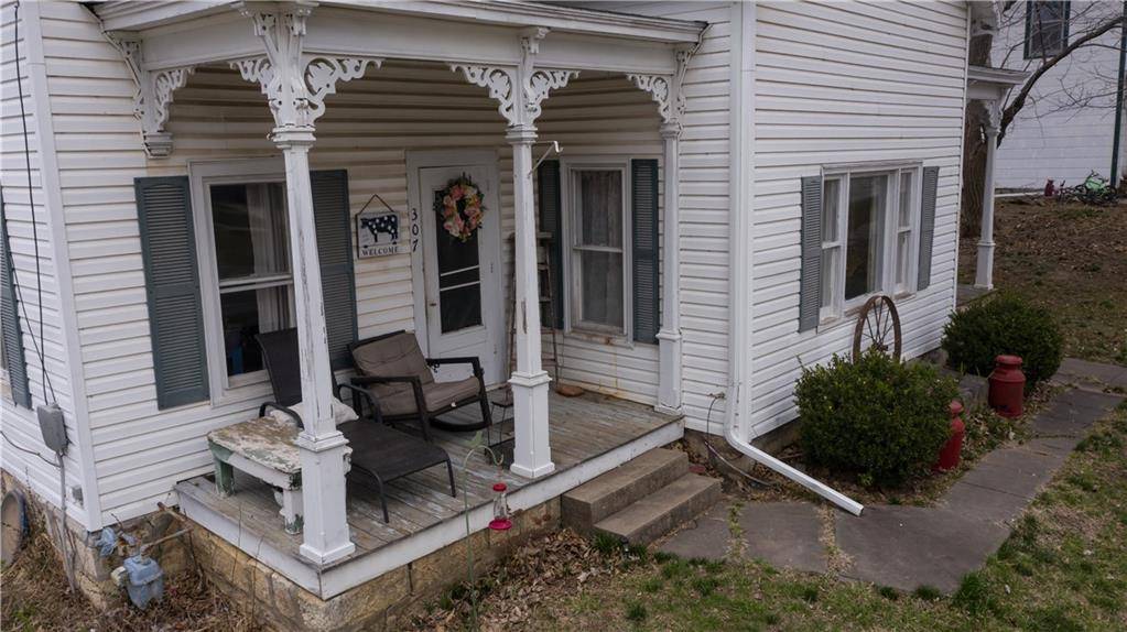 Oregon, MO 64473,307 W Nodaway ST