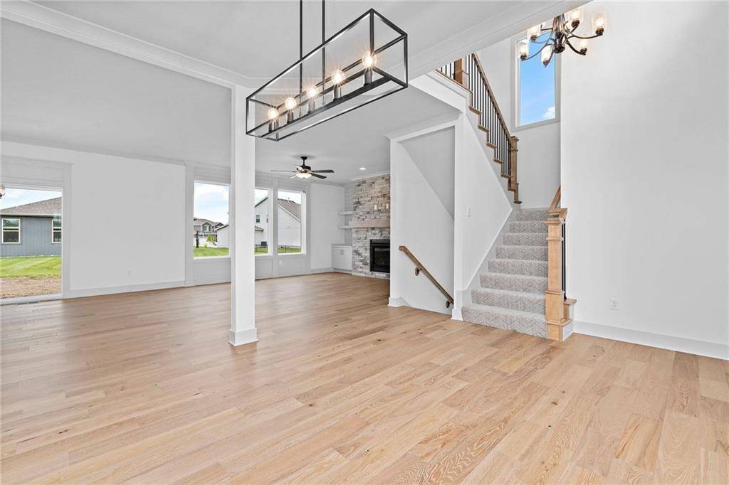Olathe, KS 66062,16383 W 166th CT