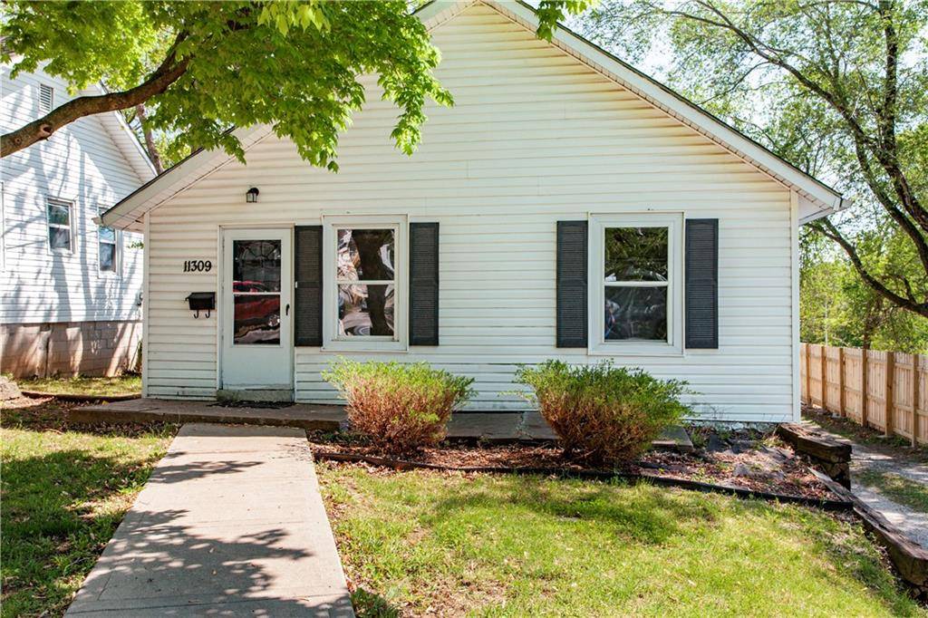 Independence, MO 64054,11309 E Peery ST