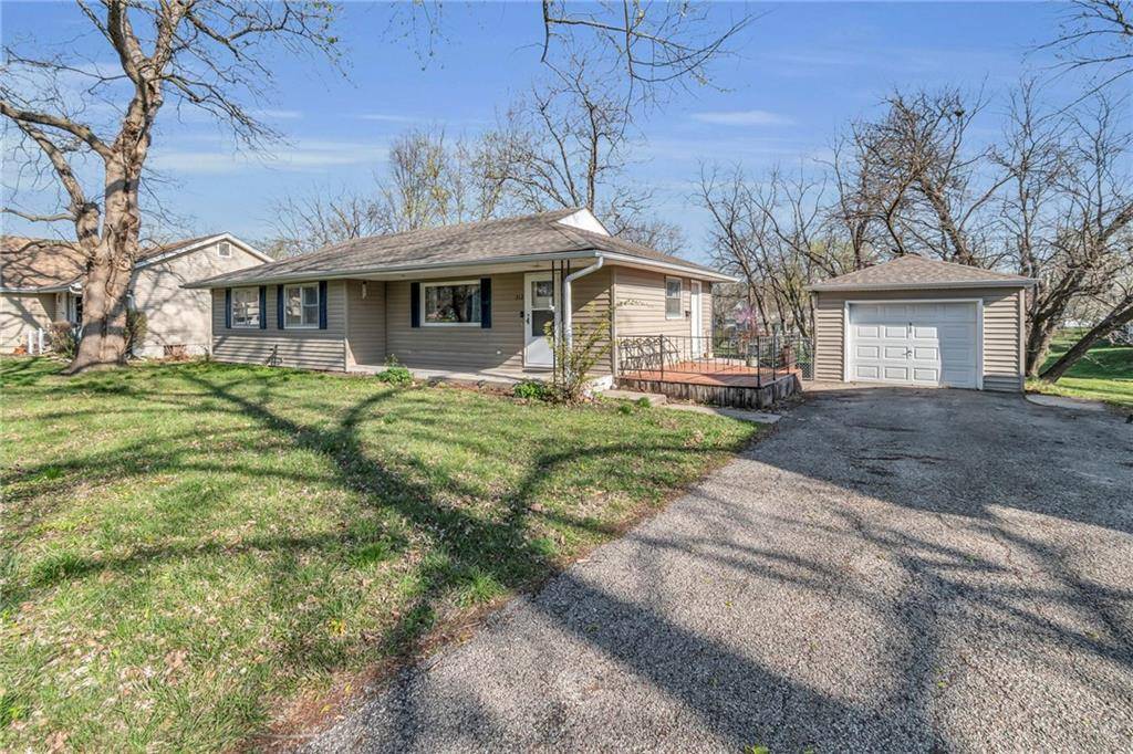 Cameron, MO 64429,312 W 6th ST