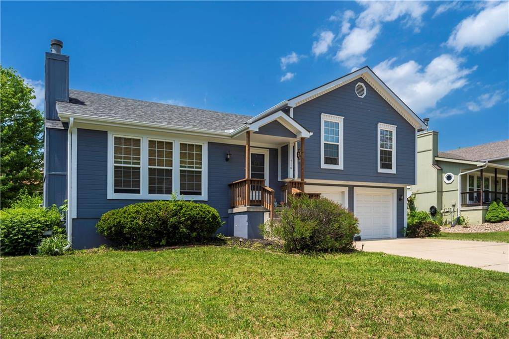 Liberty, MO 64068,710 Crabapple LN