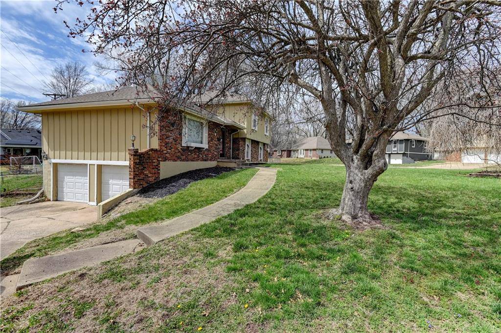 Grandview, MO 64030,12718 Oakland AVE