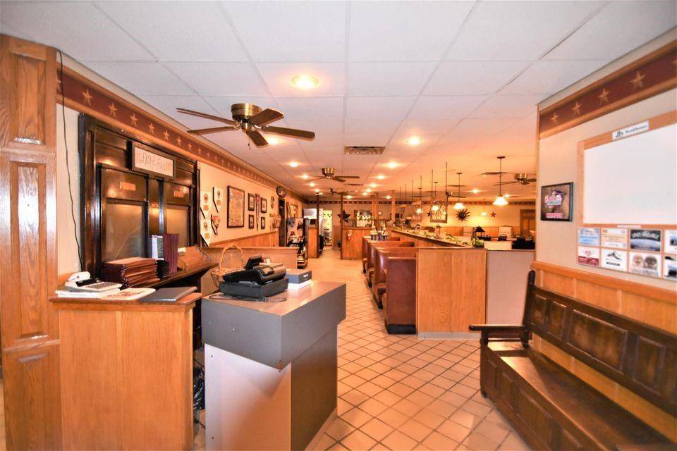 Carrollton, MO 64633,109 S Folger ST