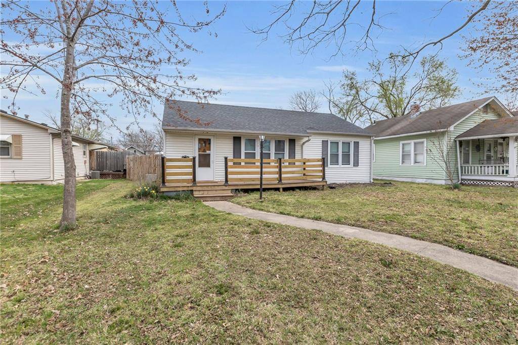 Ottawa, KS 66067,1107 S Hickory ST