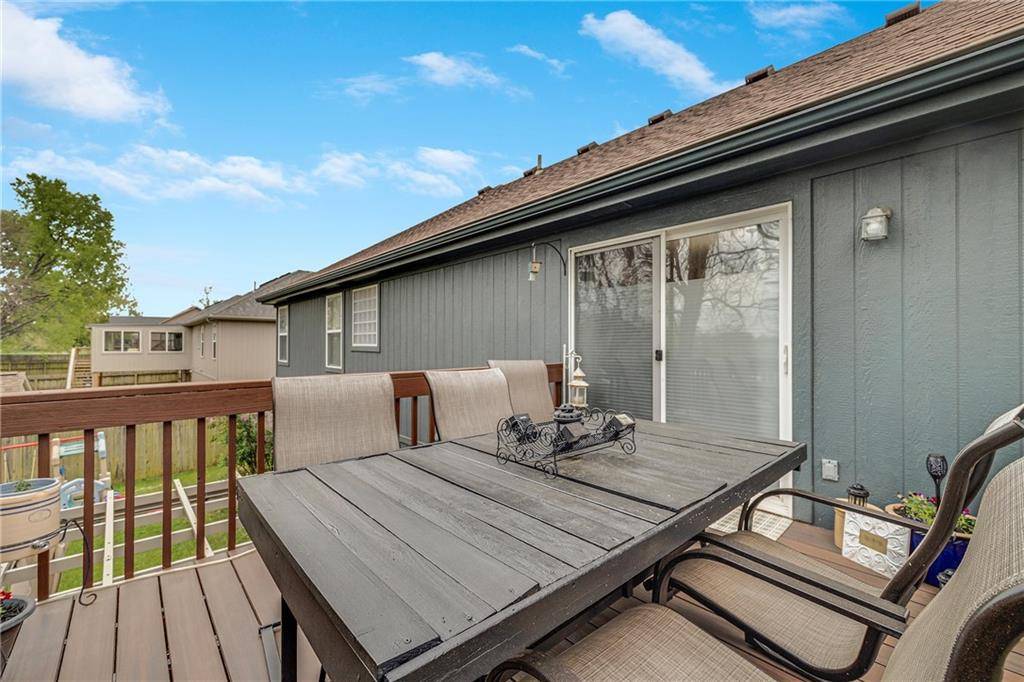 Lone Jack, MO 64070,309 S Blackjack AVE