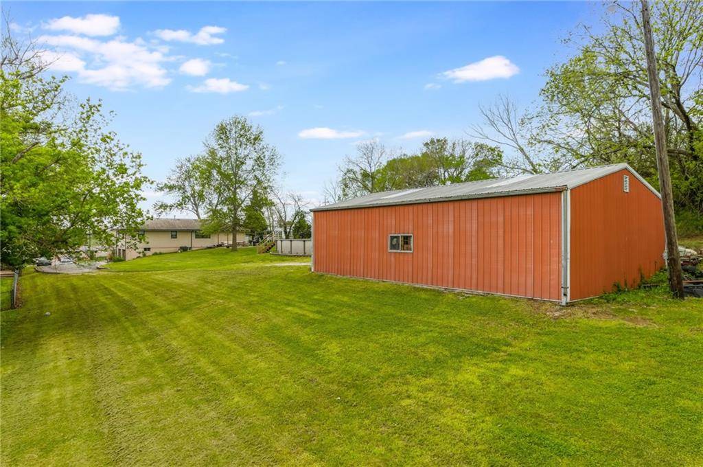 Bonner Springs, KS 66012,13956 Gibbs RD