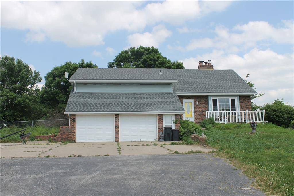 Leavenworth, KS 66048,25770 Tonganoxie DR