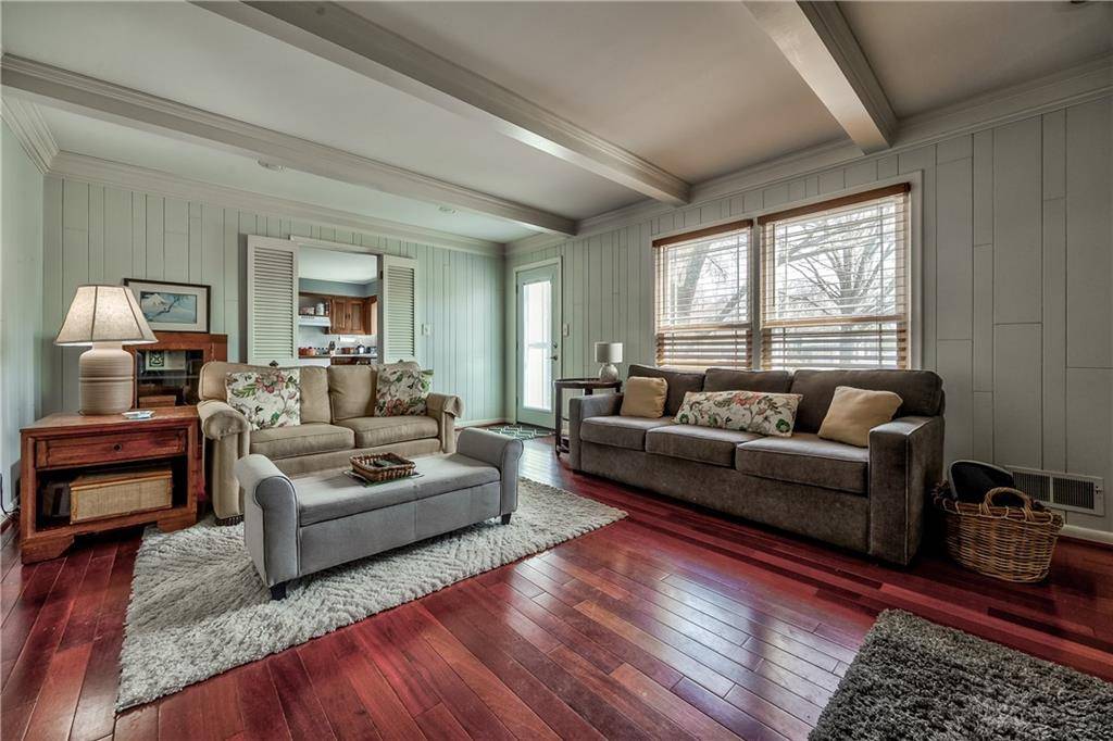 Prairie Village, KS 66208,7629 Canterbury ST