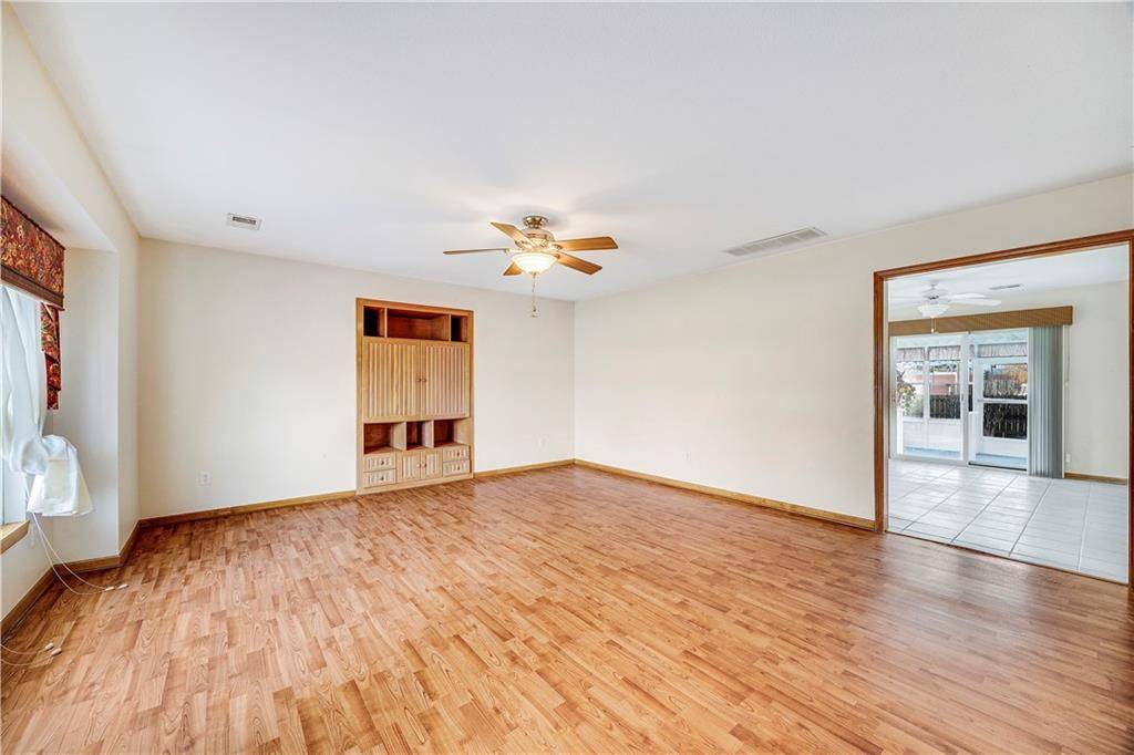 Grain Valley, MO 64029,701 Broadway ST