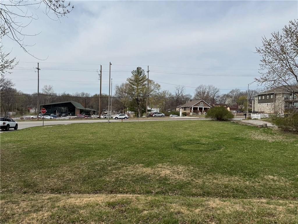 Kansas City, MO 64155,8701 N Oak Trafficway