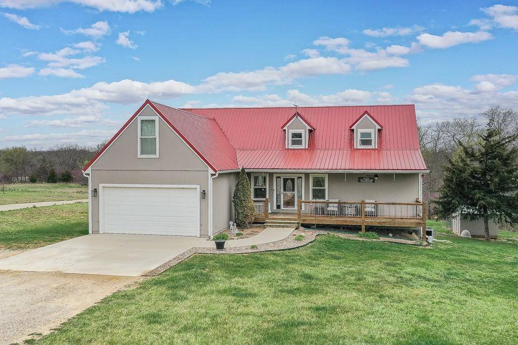 Mclouth, KS 66054,24541 Garrett RD