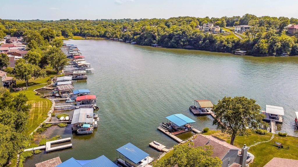 Lake Lotawana, MO 64086,66 V ST