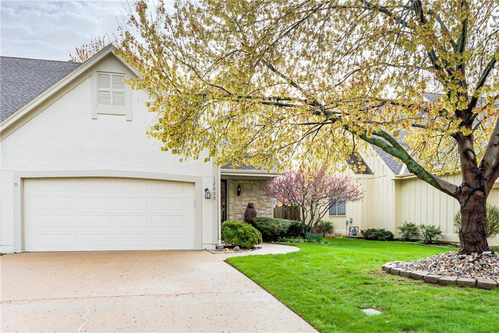 Overland Park, KS 66213,12009 Slater ST