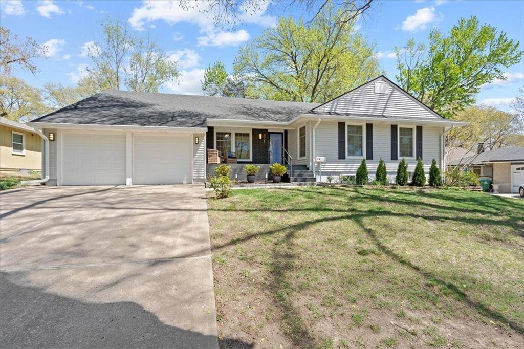 Roeland Park, KS 66205,4921 Mohawk DR