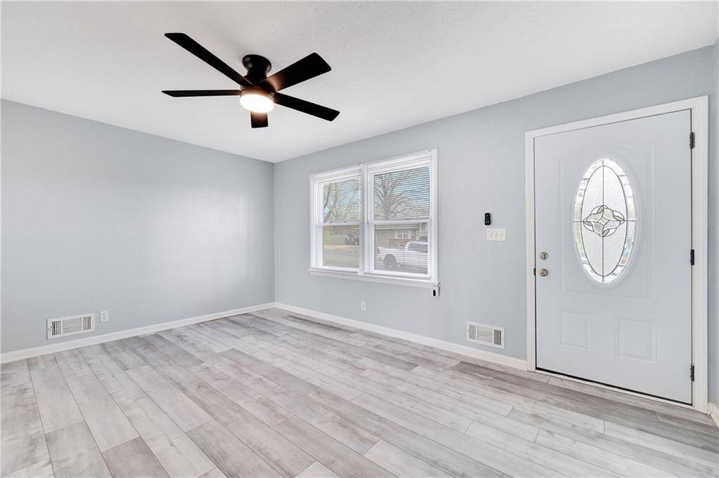 Kansas City, MO 64133,4808 Overton AVE