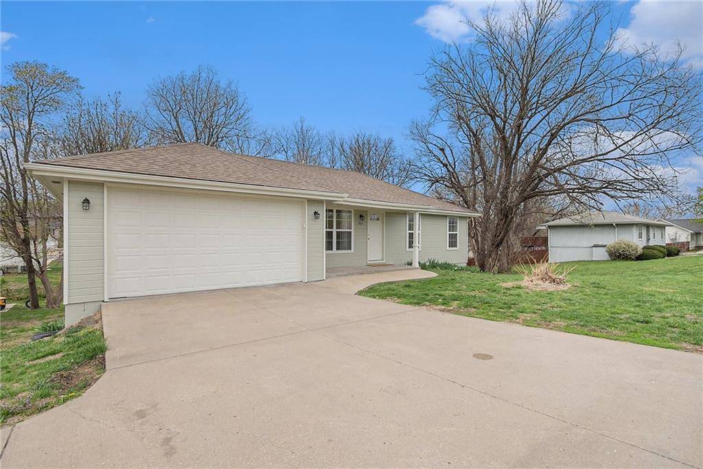 St Joseph, MO 64507,806 S Woodbine RD