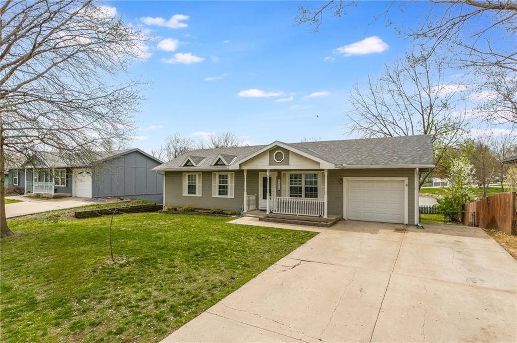 Kearney, MO 64060,1402 Rose ST