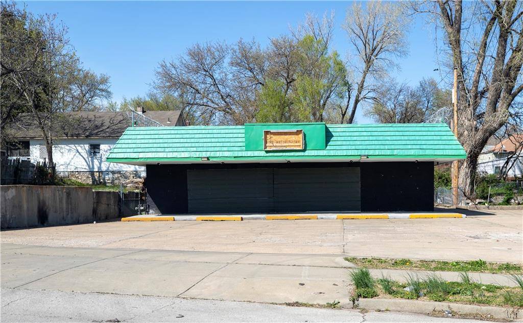 Kansas City, MO 64127,5208 E 24TH ST