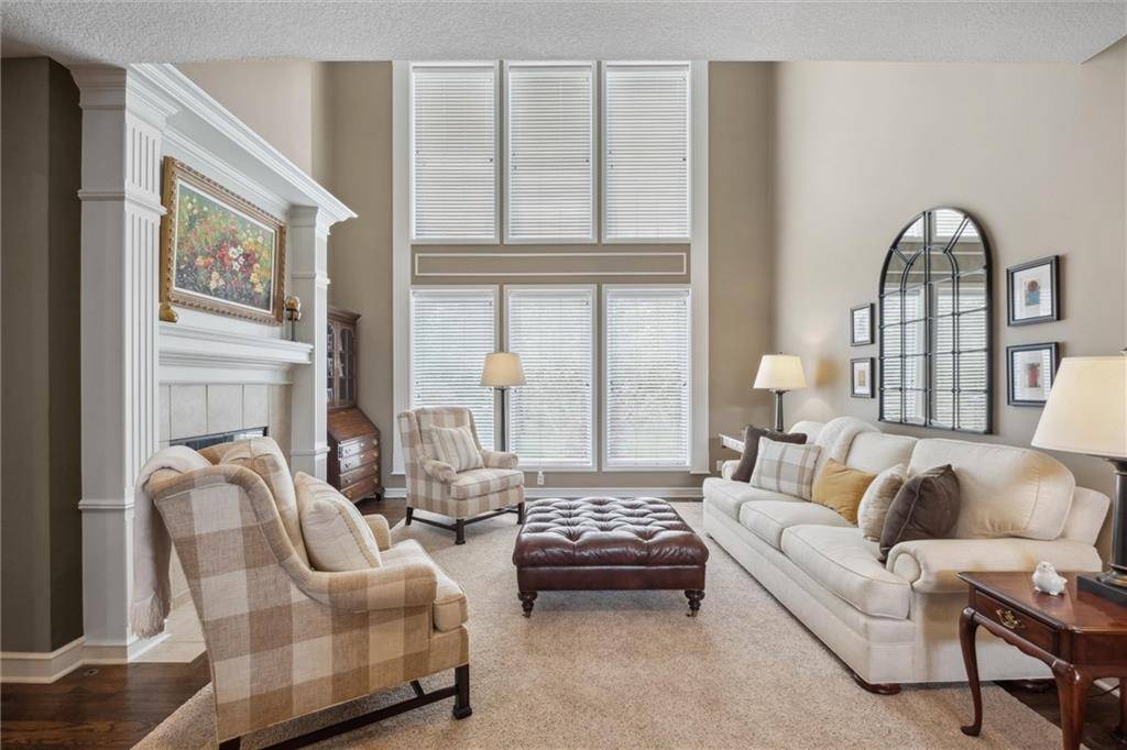 Lenexa, KS 66220,20617 W 95th ST