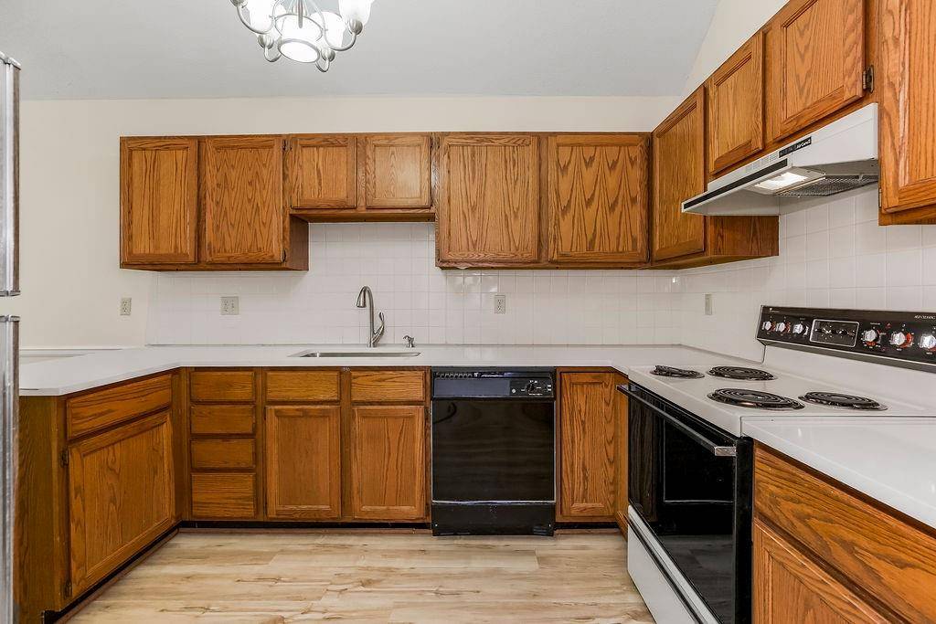 Gladstone, MO 64119,7130 N Kingston CT