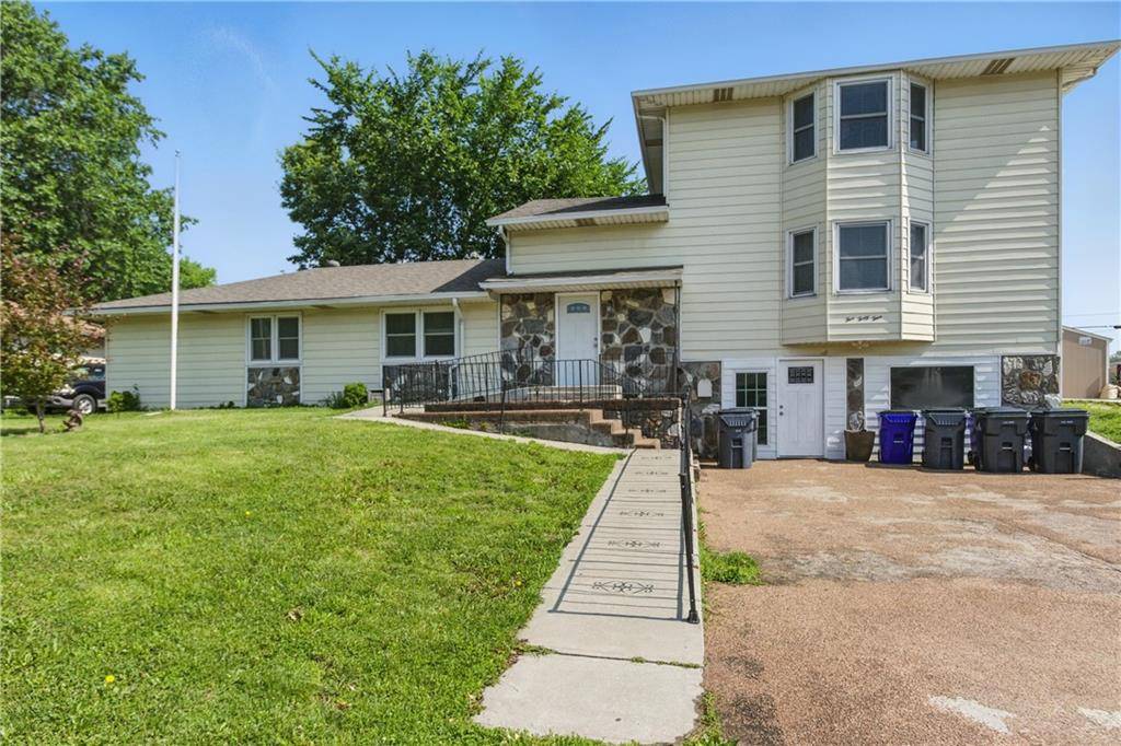Olathe, KS 66061,544 E Spruce ST