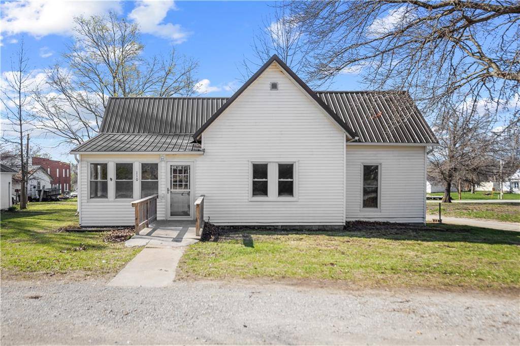 Galt, MO 64641,110 W North ST