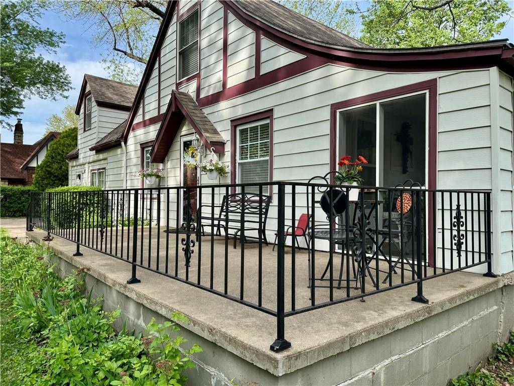 Fairway, KS 66205,6043 Alhambra ST