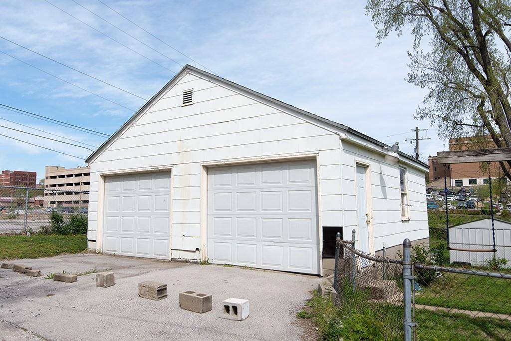 Kansas City, KS 66101,810 Tauromee AVE