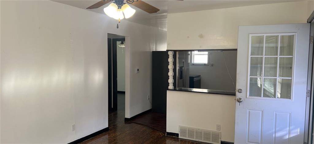 Independence, MO 64054,11402 E 10th ST