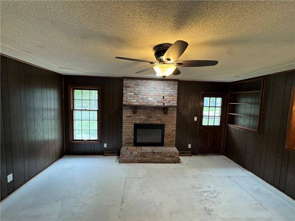 Olathe, KS 66061,544 S Ridge DR