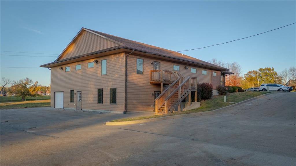 Excelsior Springs, MO 64024,1006 N Jesse James RD