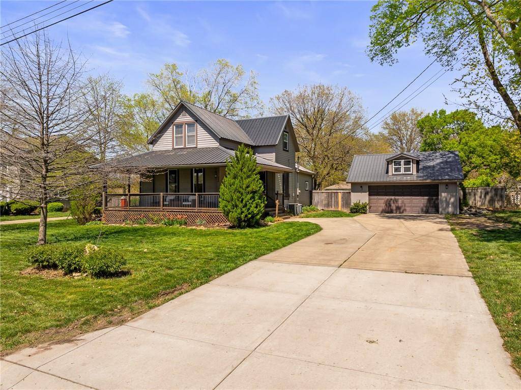 Olathe, KS 66061,724 W Cedar ST