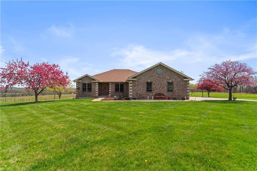 Freeman, MO 64746,26701 S Lake Annette RD