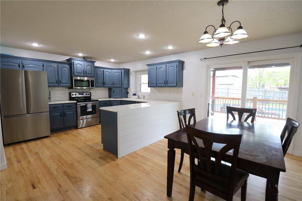Greenwood, MO 64034,1300 Meadows LN